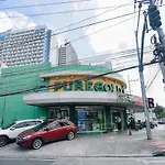 Newly Staycation In Mplace Residences For 3 Pax