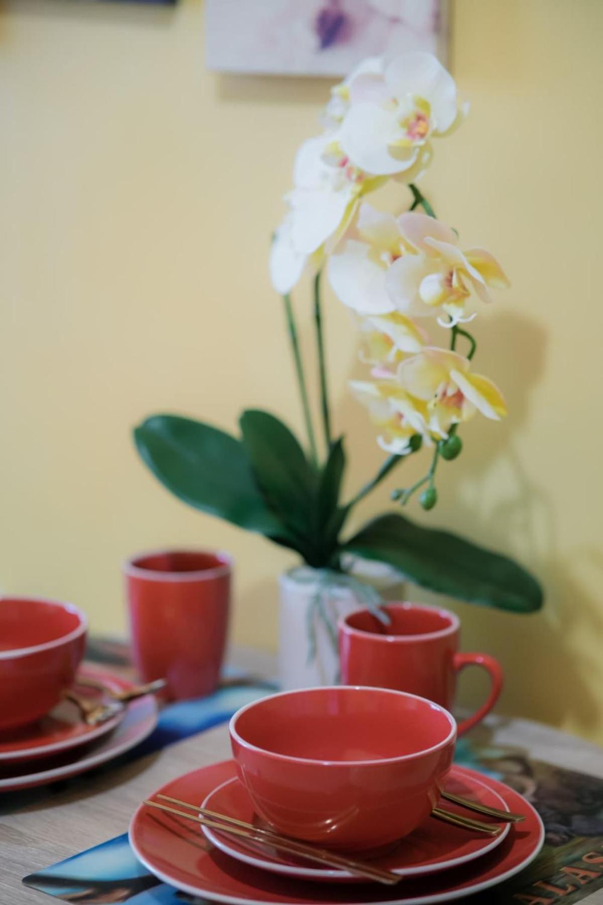 Apartment Newly Staycation In Mplace Residences For 3 Pax Manila